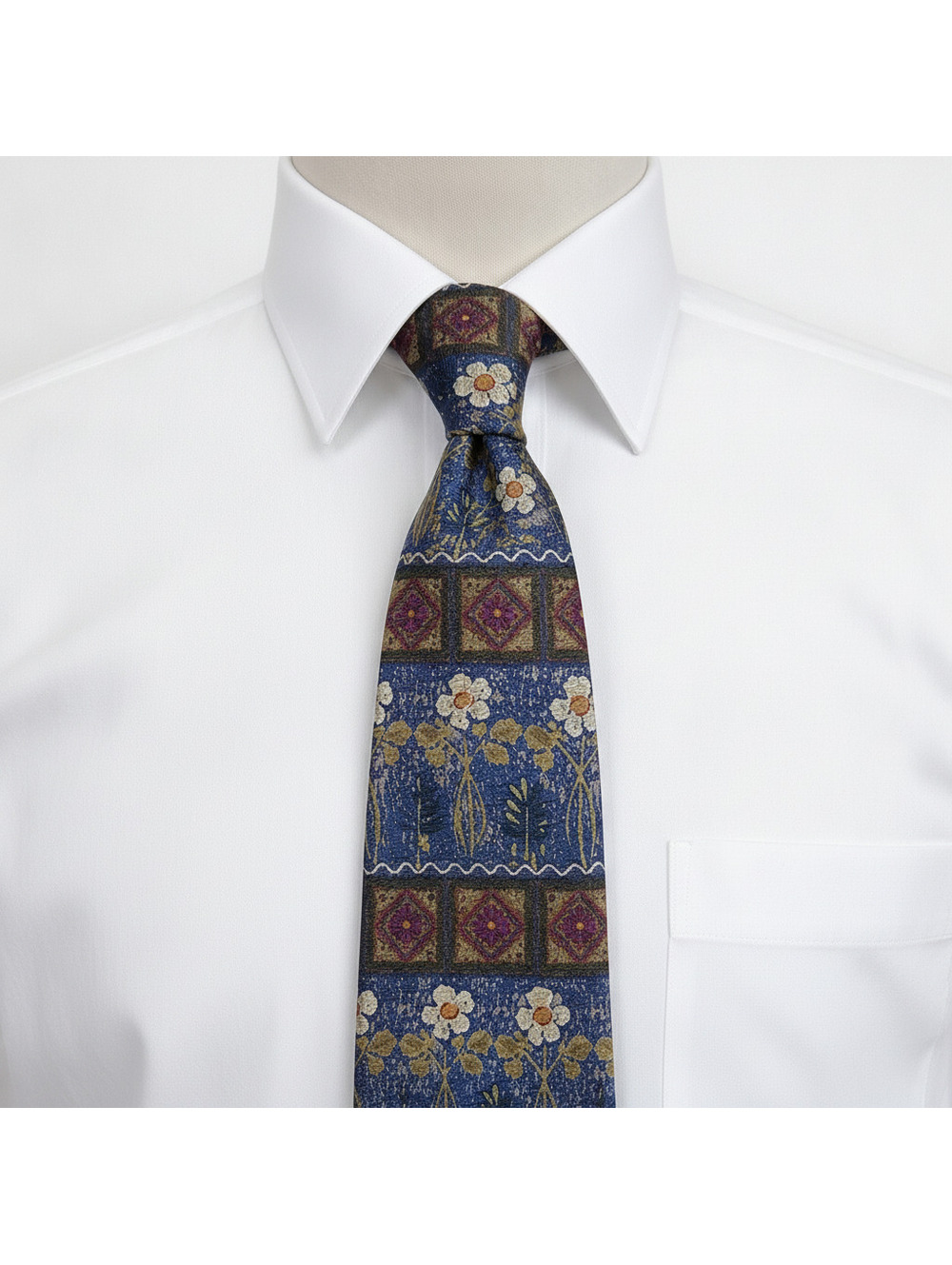 Eagle Vintage Floral Pattern Silk Tie